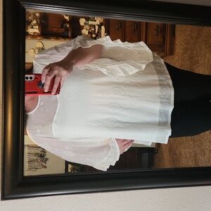 White bell sleeve tunic. Torrid size 1